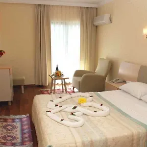 Hotel Club Seven